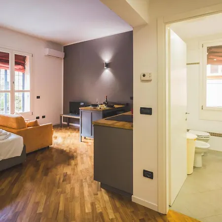 Getthekey S.felice Apartament